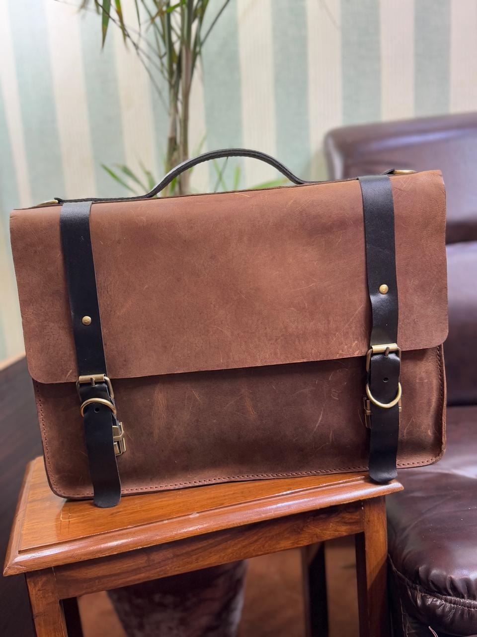 MEN'S OFFICE LAPTOP LEATHER BAG (HAND MADE )🔥